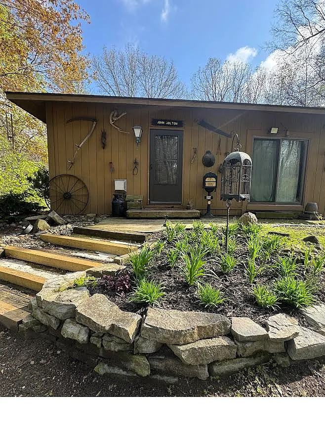 837 Old Pro Ln photo 1