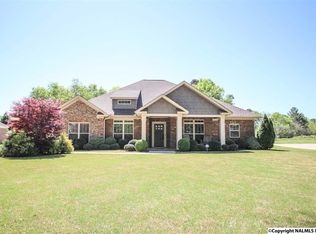 2011 Rothmore Dr SW, Huntsville, AL 35803