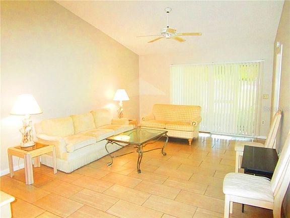 4th image of 1385 Oak Hill Dr APT 104