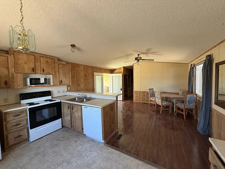 5735 E McDowell Rd #212 — Photo 7