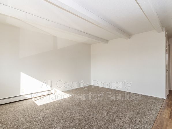 832 S Bowen St APT D