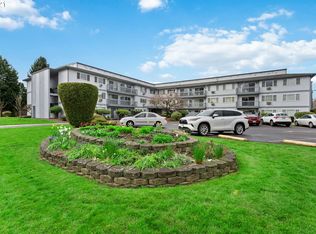 2005 Tibbetts Dr APT 312, Longview, WA 98632