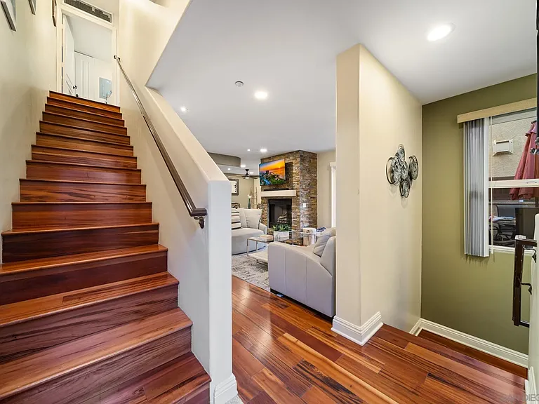 886 Felspar St — Photo 35