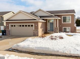 5942 51st St NW, Rochester, MN 55901