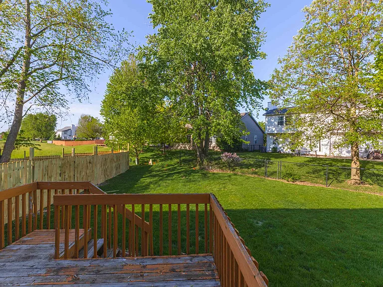 613 Wulbrun Dr — Photo 37