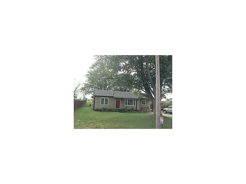 1701 S Nebo Rd photo 1