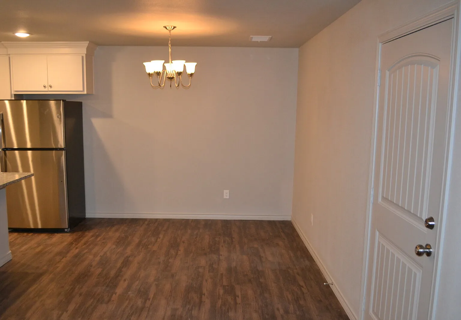 3 bed, 2.0 bath, 1524 sqft, $1,475 — Photo 3
