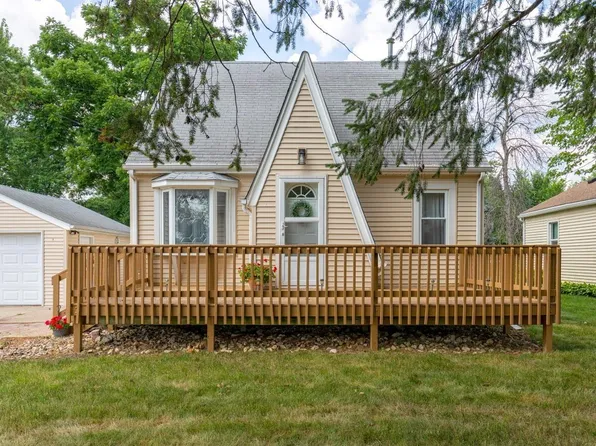 1121 Brookside Ave, Evansdale, IA 50707