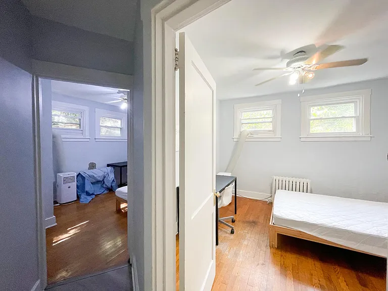 5725 Phillips Ave — Photo 11