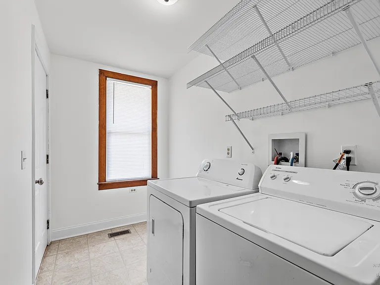 908 Wheeler St #1 — Photo 15