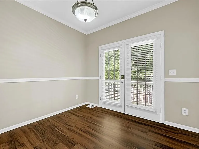 1477 Akridge St NW — Photo 9