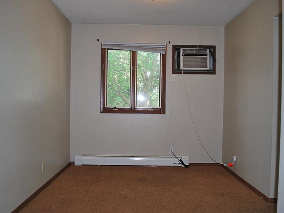 3rd image of 256 32nd St NW APT 2