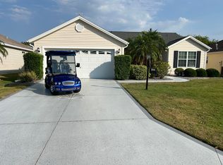 884 Chappells Dr, The Villages, FL 32162