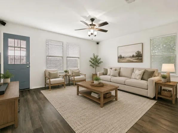 1221 Krista Dr, Burleson, TX 76028