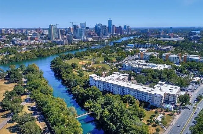 1900 Barton Springs Rd #2037 — Photo 11