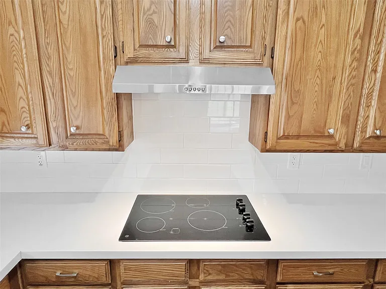 12414 Logan Mill Dr — Photo 10