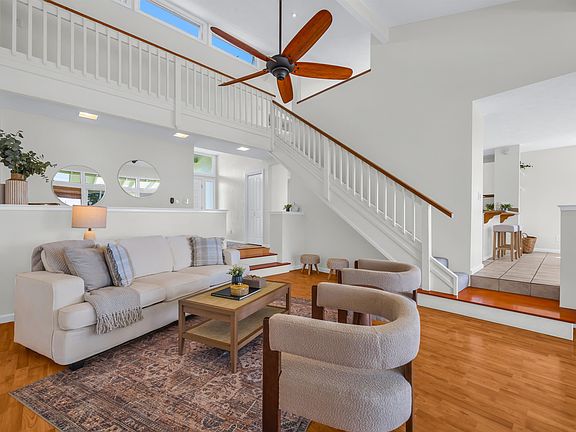 2nd image of 272 Hololani St