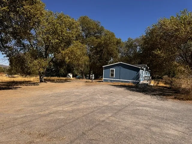 3 bed, 1012 sqft, $1,325 — Photo 2