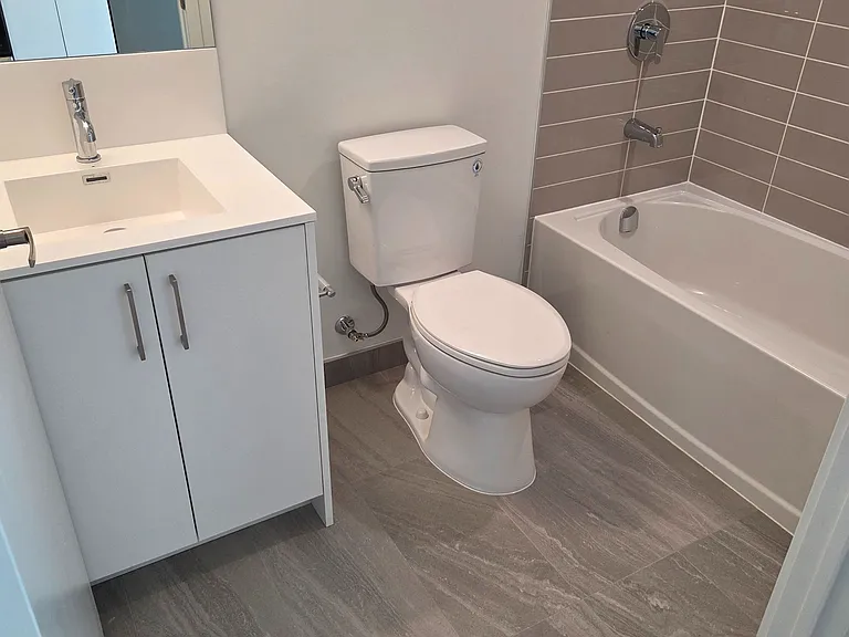 4010 Eglinton Ave W #1005 — Photo 19
