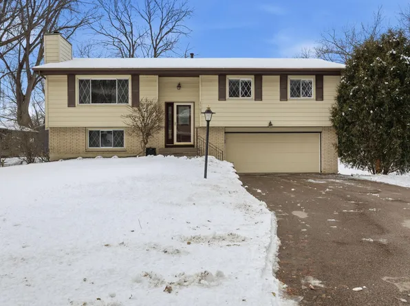 1107 Welcome Ave N, Golden Valley, MN 55422
