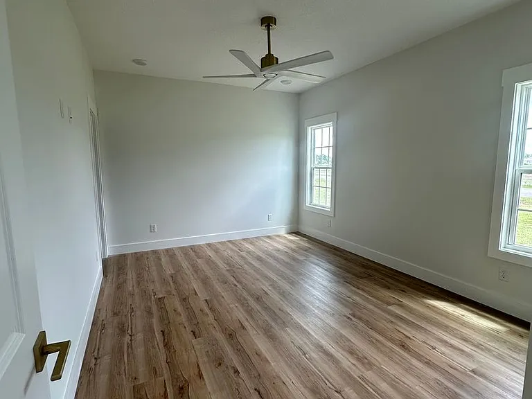 36 Walton Way — Photo 9
