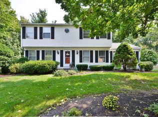 53 Longfellow Rd, Shrewsbury, MA 01545
