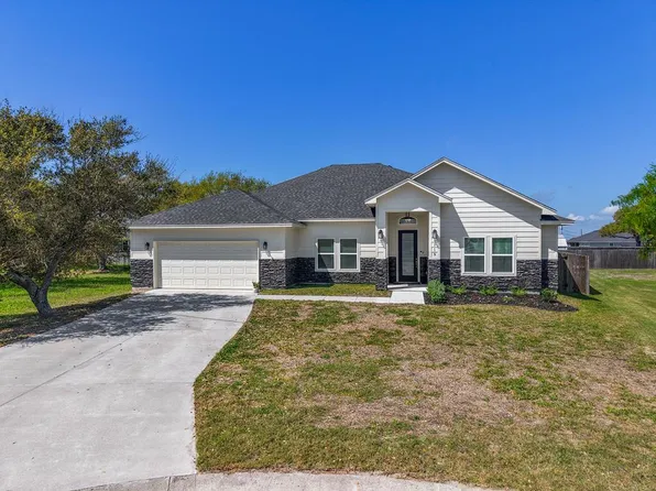 119 Walter Heldenfels Cir, Rockport, TX 78382
