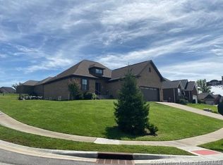 3201 Timberlake Ct, Jeffersonville, IN 47130