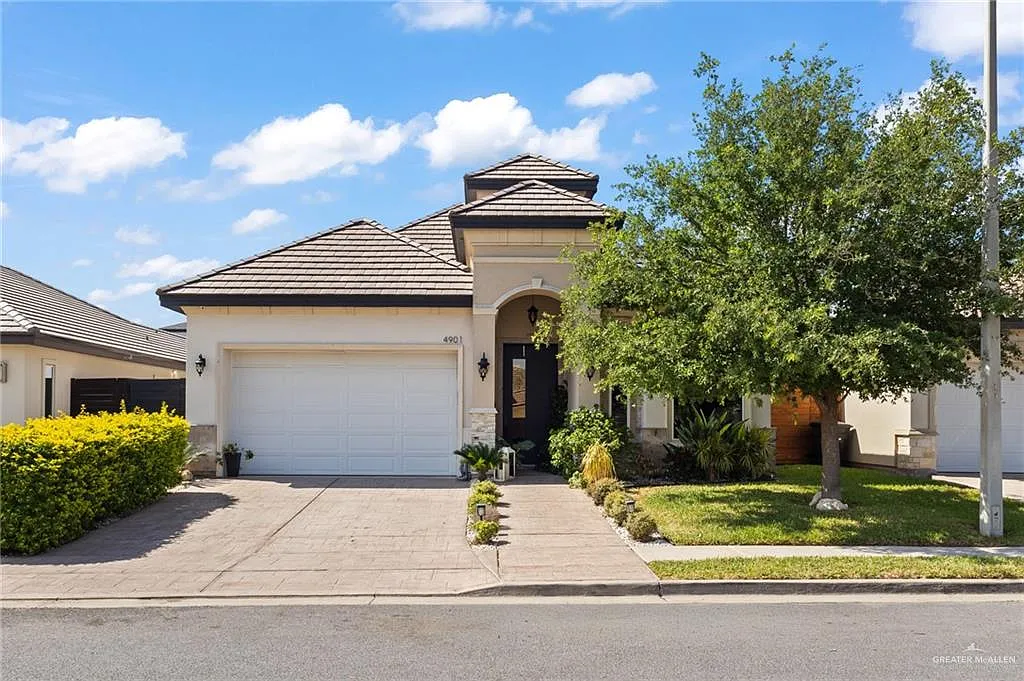 4 bed, 4.5 bath, 2244 sqft, $3,800 — Photo 1