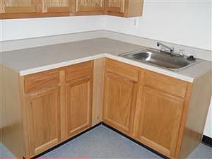 2nd image of 1529 W Baltimore St APT C