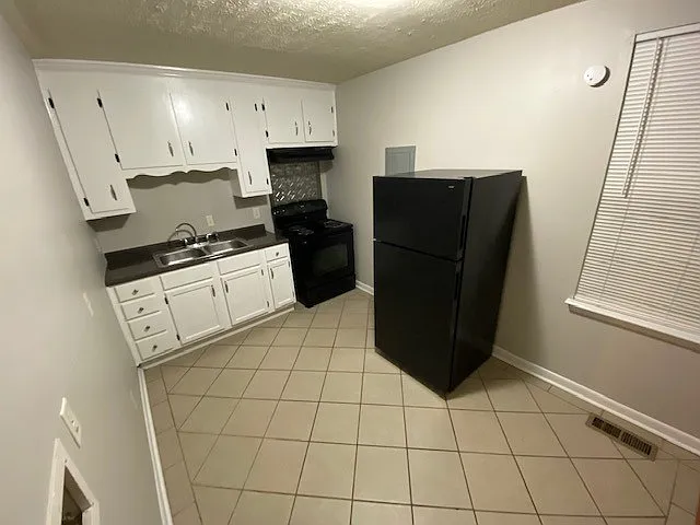 2 bed, 1.0 bath, 660 sqft, $1,395 — Photo 3