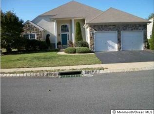 6 Anthony Cir, Manchester, NJ 08759