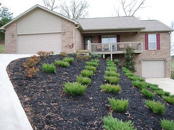 1st image of 3074 Country Meadows Ln