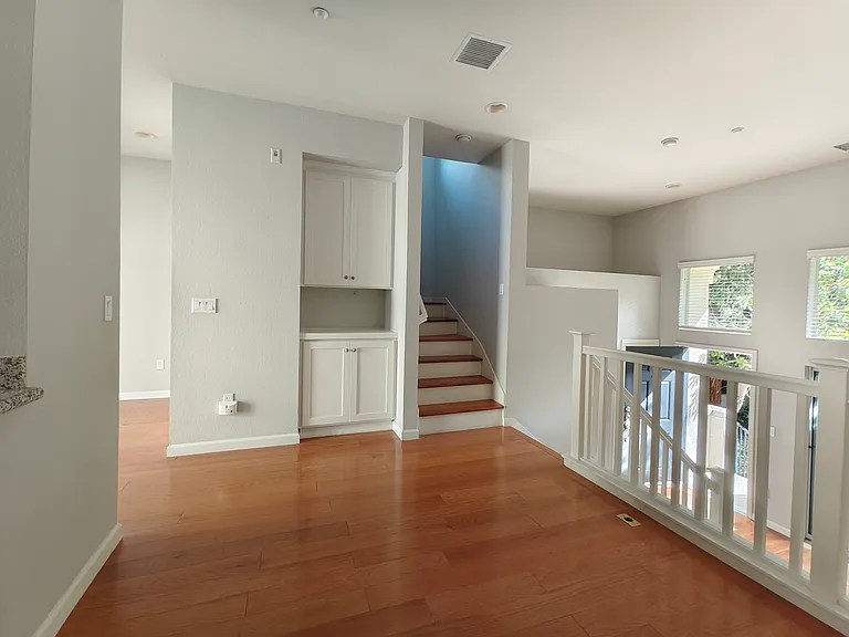 171 Bel Air Ct — Photo 13
