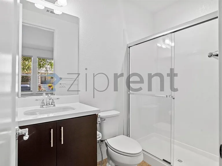 2109 Donnells Ln — Photo 6