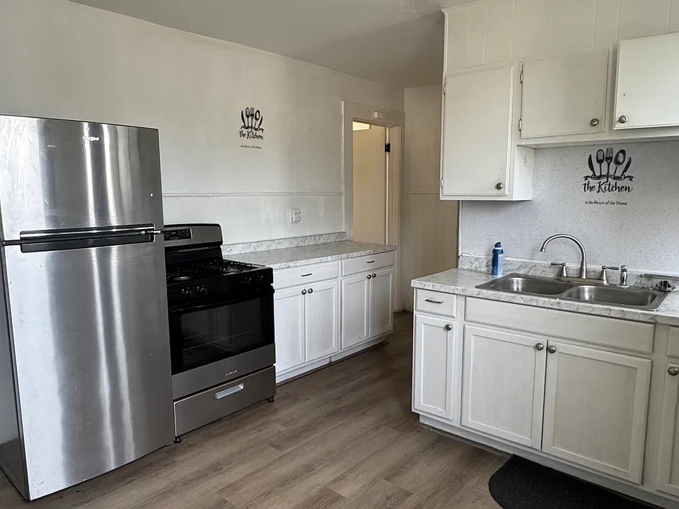 58 Woolsey St #1