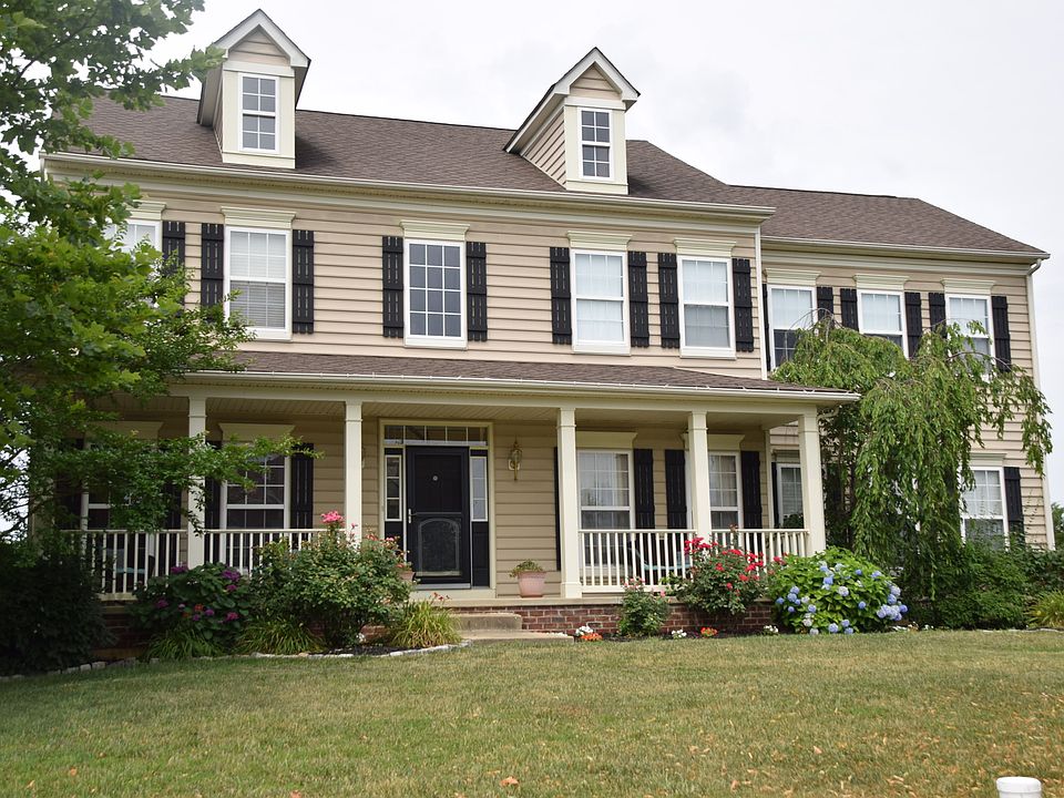 1st image of 502 Bobolink Ct