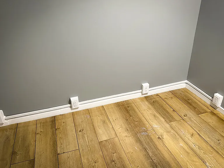Second Upstairs bedroom - Computer Ready