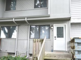 1435 S 5th St APT 2, Carlisle, IA 50047