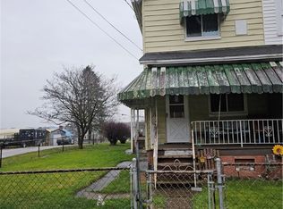 316 2nd St, Vestaburg, PA