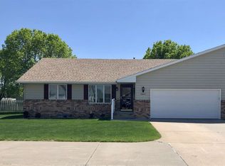 5807 4th Ave, Kearney, NE 68845