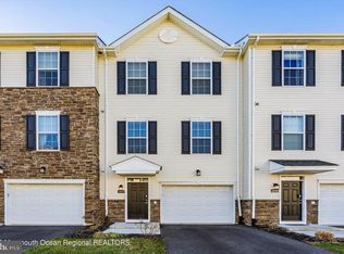 304 Discovery Rd, Brick, NJ 08723