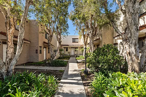 Casa Lane Townhomes Photo 1 Casa Lane Townhomes Photo 1