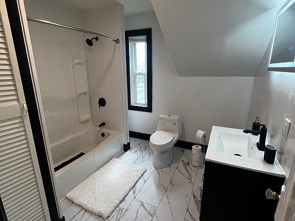 3rd image of 401 Waterman Ave Floor 2