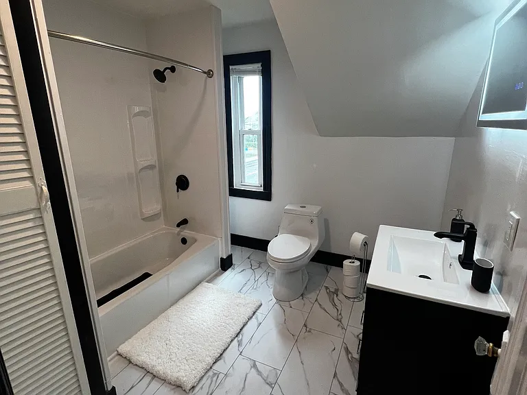 401 Waterman Ave #2 — Photo 3