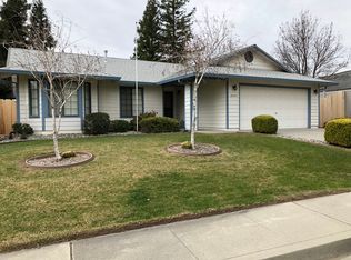 2645 Meadowview Dr, Red Bluff, CA 96080