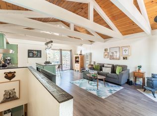 805 Santa Barbara Ave, Sugarloaf, CA 92386