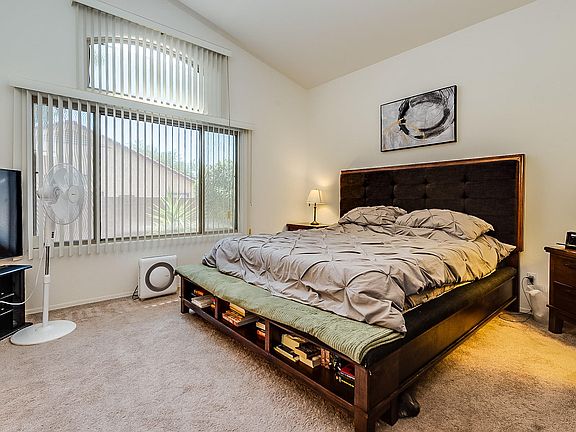 3rd image of 483 W Tara Danette Dr