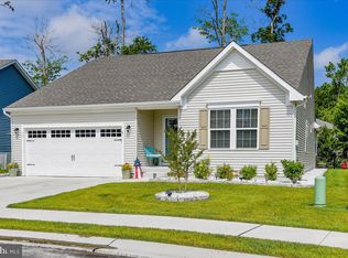 10 Old Forge Dr, Ocean View, DE 19970
