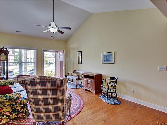 3rd image of 6904 Colemans Crossing Ave #34